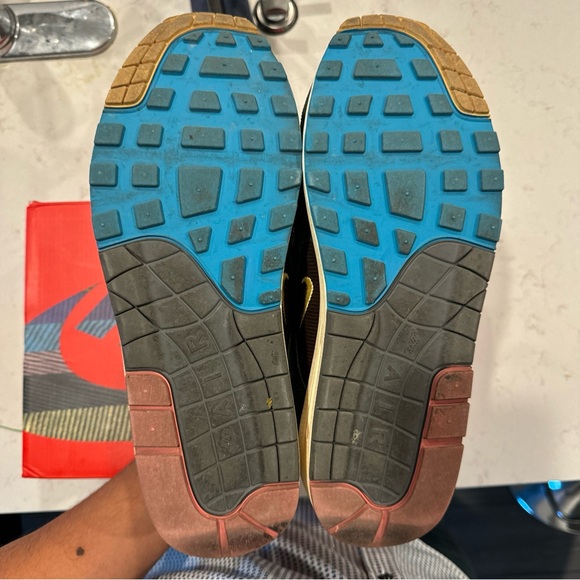 AirMax 97 sean weather-spoon. Barley worn. - Picture 7 of 9